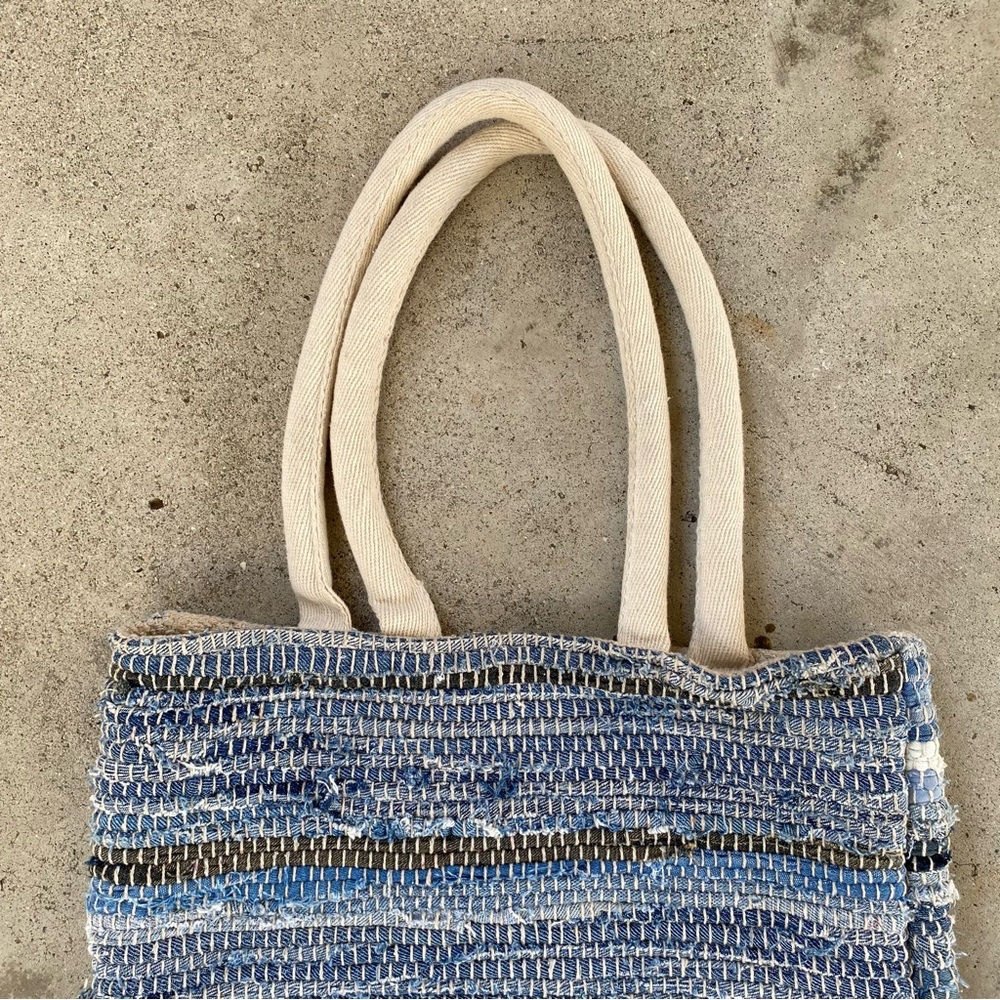 Anthropologie Mabelle Chindi Tote Bag, Blue Rag Rug Tote Bag View 4